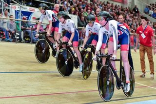 Great Britain rolls out for the women's team pursuit final