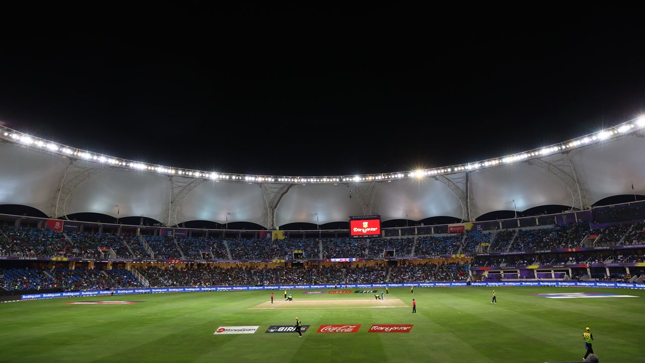 Dubai International Stadium 