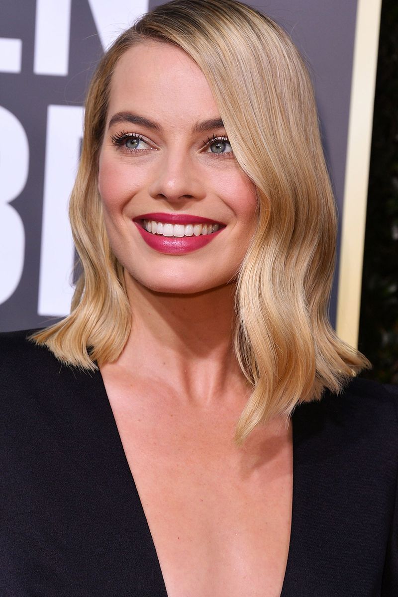 Margot Robbie's Buttery Angled Lob