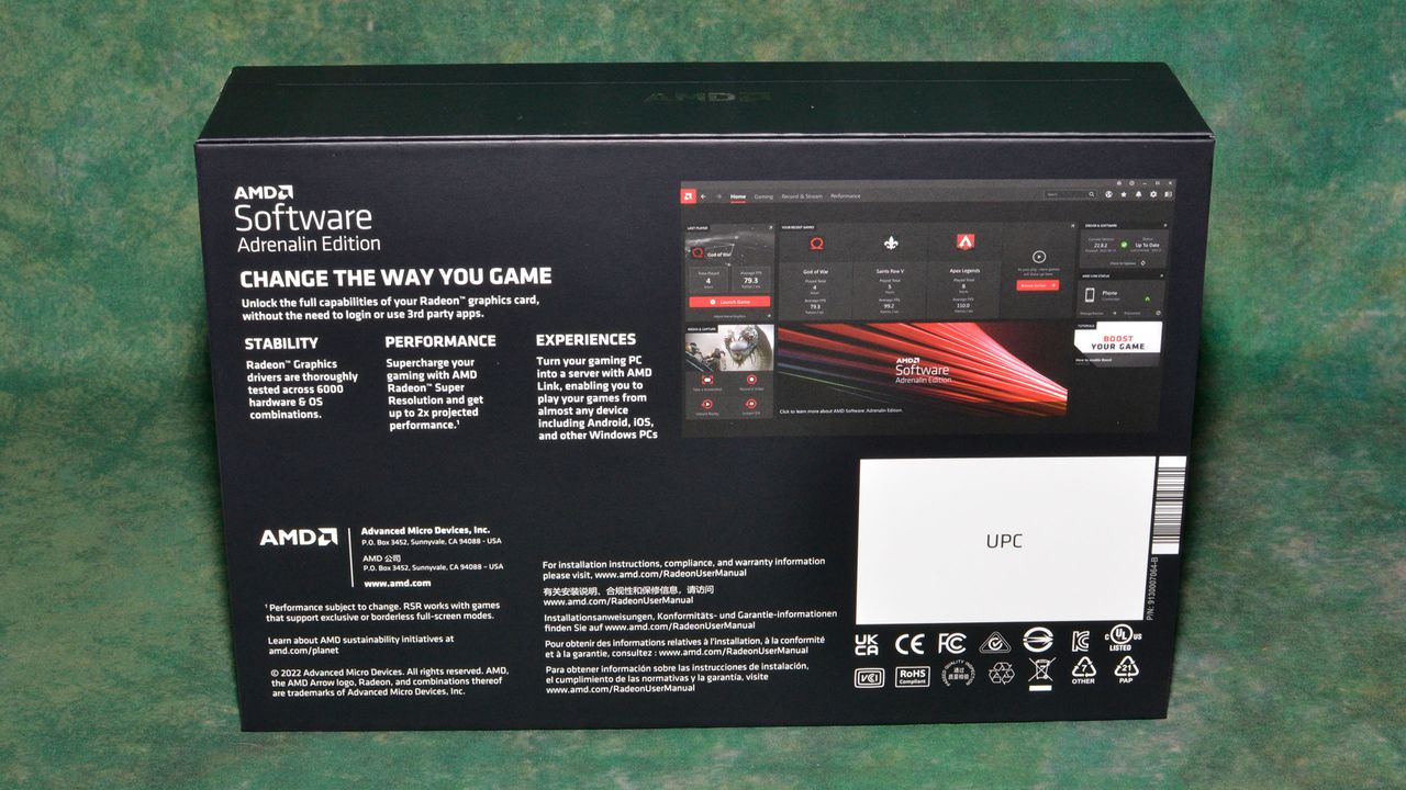 AMD Radeon RX 7600 unboxing and card photos