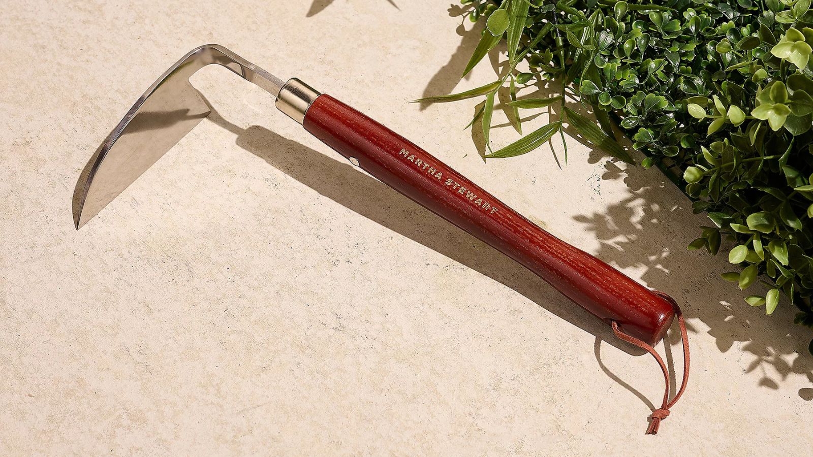 Garden Weeding Hand Tool made by Martha Stewart with wooden handle
