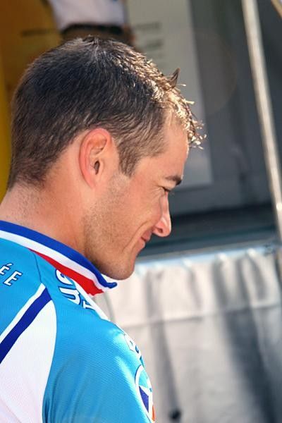 Thomas Voeckler (Bouygues Telecom) continues to be as popular as ever at the Tour de France.
