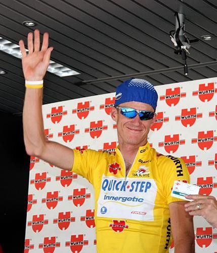 Race leader Michael Rogers (Quick.Step) looking understandably a little nervous before the start.