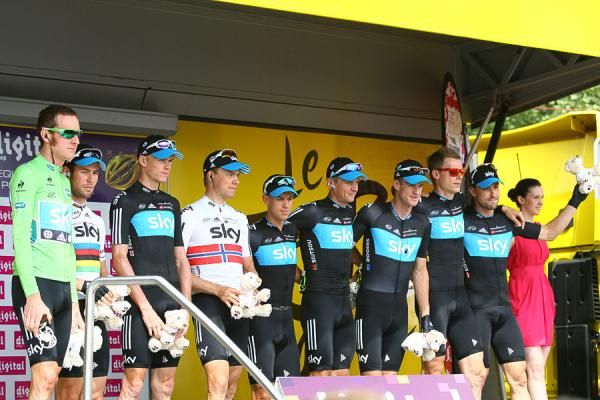 Sky lead the team classification after Stage 1