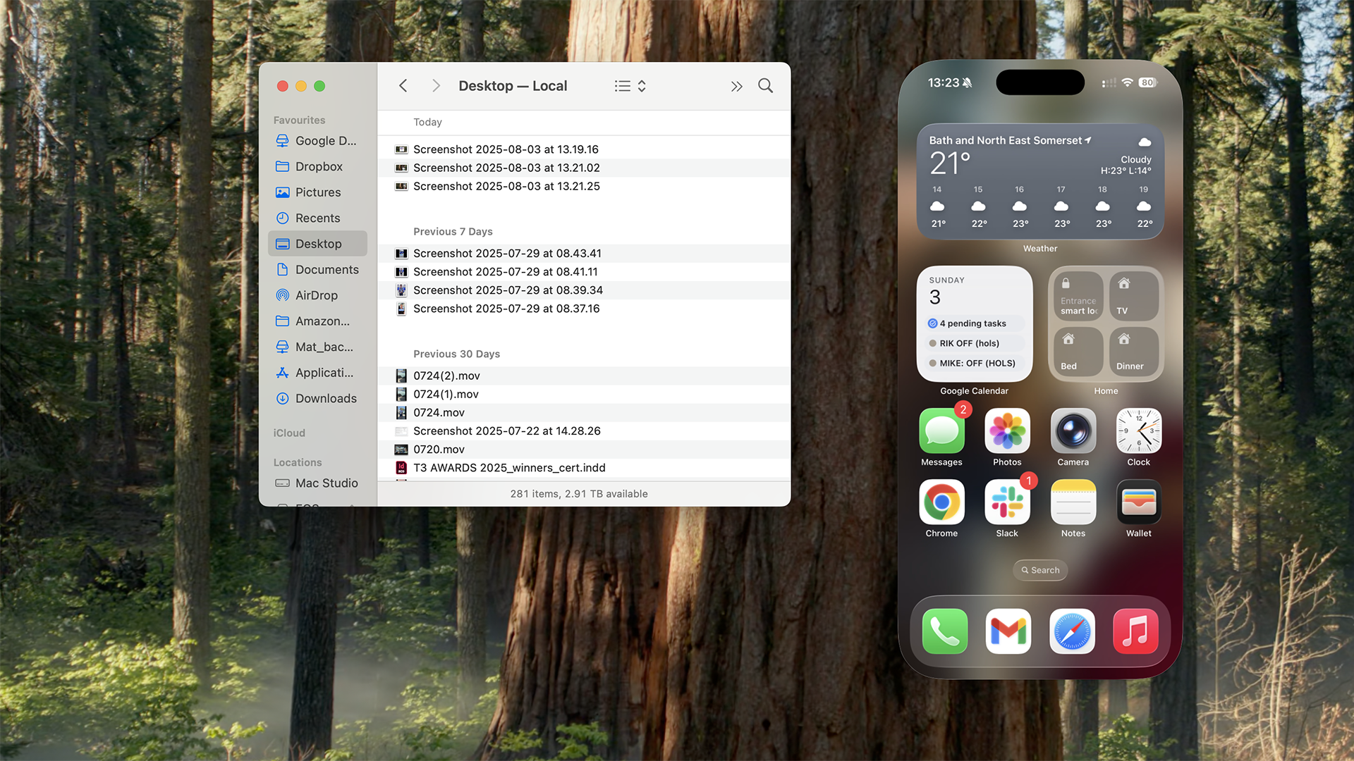 iPhone Mirroring on a Mac
