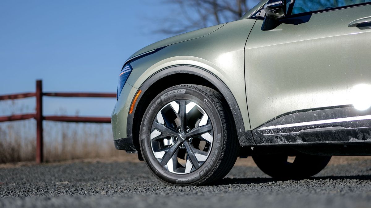 2024 Kia Sportage PHEV X-Line Prestige.