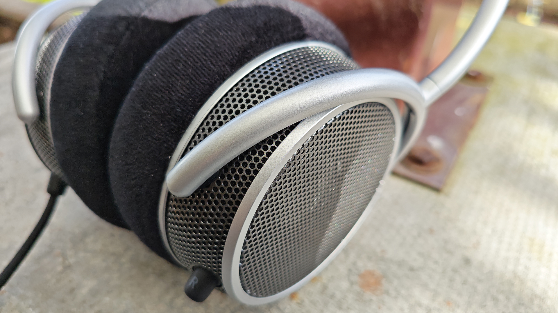 Grell OAE2 headphones.