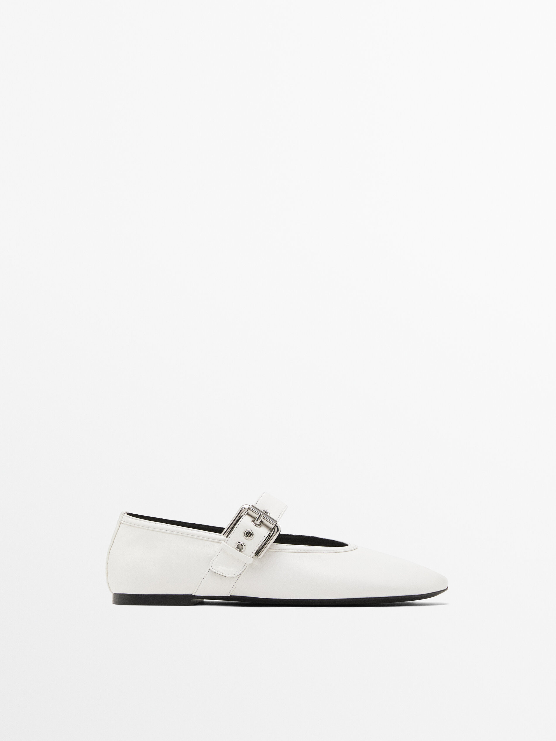 Soft Ballet Flats With Buckle