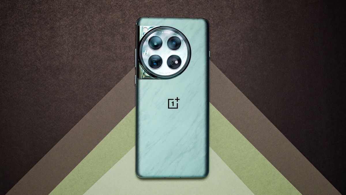 Oneplus 12 Review - OnePlus 12 with Snapdragon 8 Gen 3 and 3x periscope  lens launched in