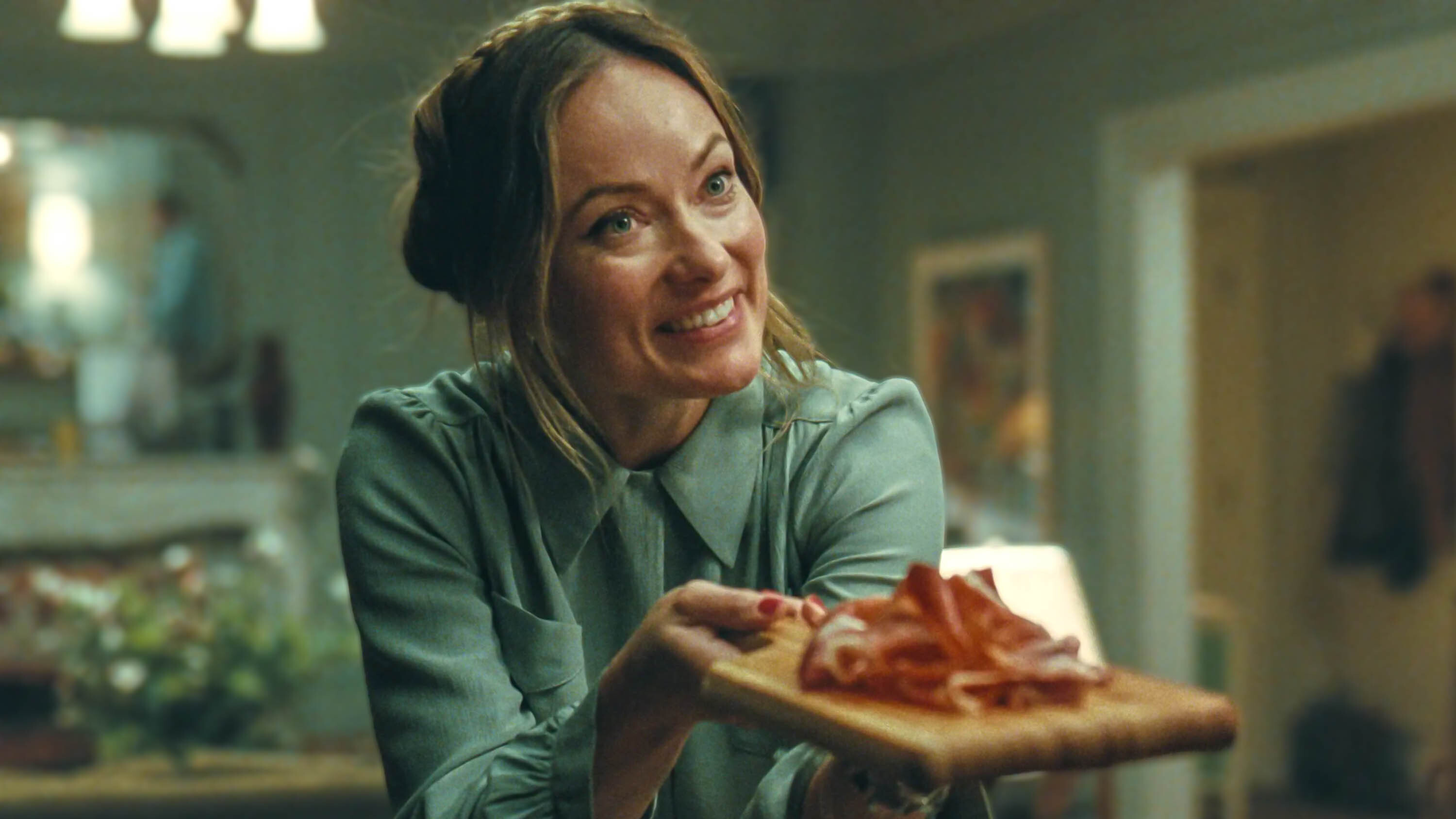 Olivia Wilde in "The Invite" (2026).