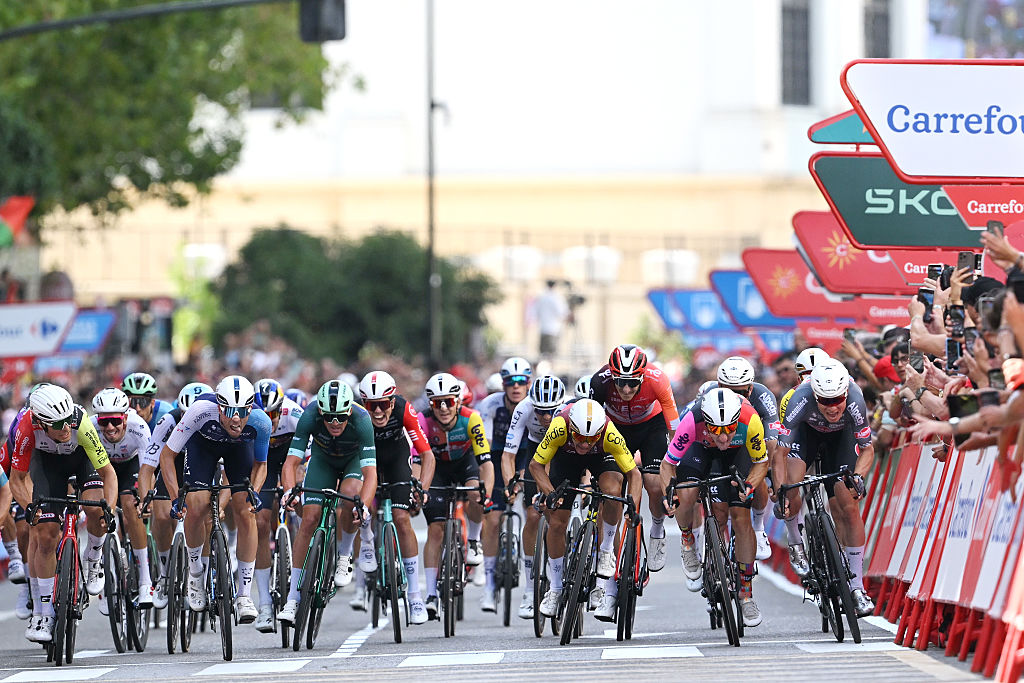 ZARAGOZA, SPAIN - AUGUST 30: (L-R) Ethan Vernon of Great Britain and Team Israel - Premier Tech, Mads Pedersen of Denmark and Team Lidl - Trek - Green Points Jersey, Fabio Christen of Switzerland and Team Q36.5 Pro Cycling, Elia Viviani of Italy and Team Lotto and stage winner Jasper Philipsen of Belgium and Team Alpecin - Deceuninck sprint at finish line during the La Vuelta - 80th Tour of Spain 2025, Stage 8 a 163.5km stage from Monzon Templario to Zaragoza / #UCIWT / on August 30, 2025 in Zaragoza, Spain. (Photo by Dario Belingheri/Getty Images)