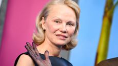 Pamela Anderson bare-faced wearing lip balm