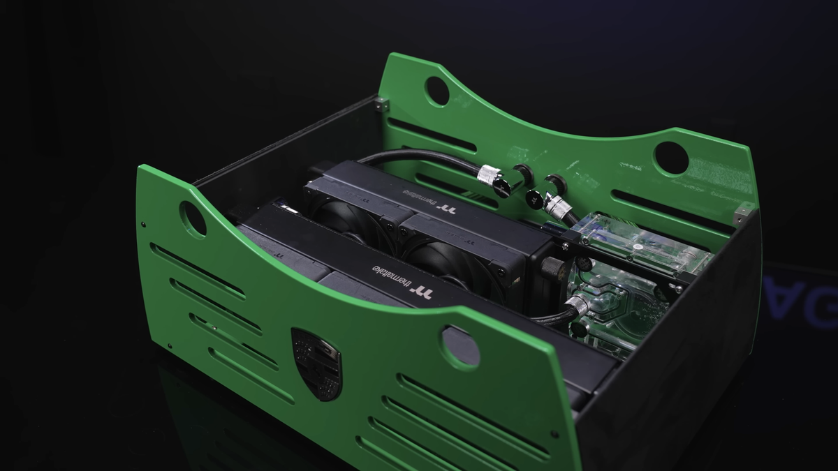 Porsche Wheel PC from JCustom &amp; GeForce Garage