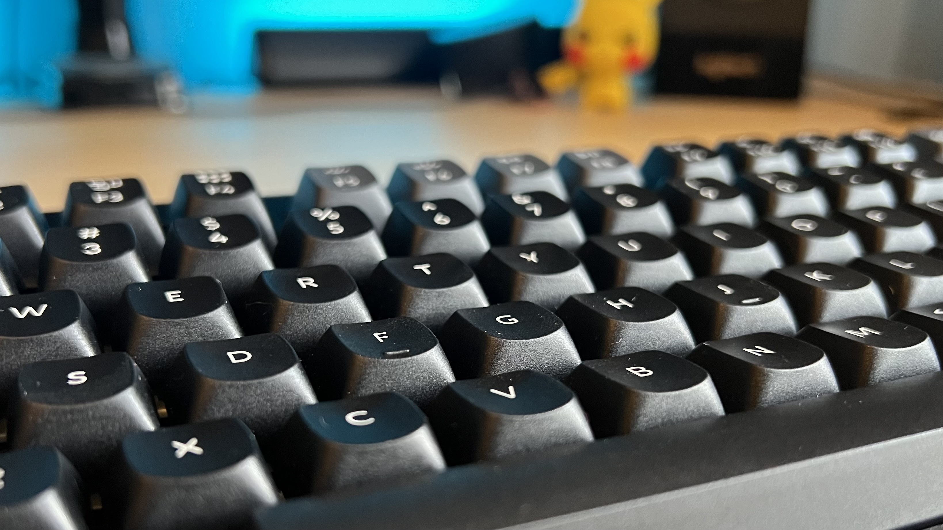 Close up on keycap profile of Keychron Q1 HE 8K gaming keyboard