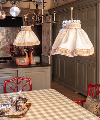 Kitchen with pendant lamp with fabric shades