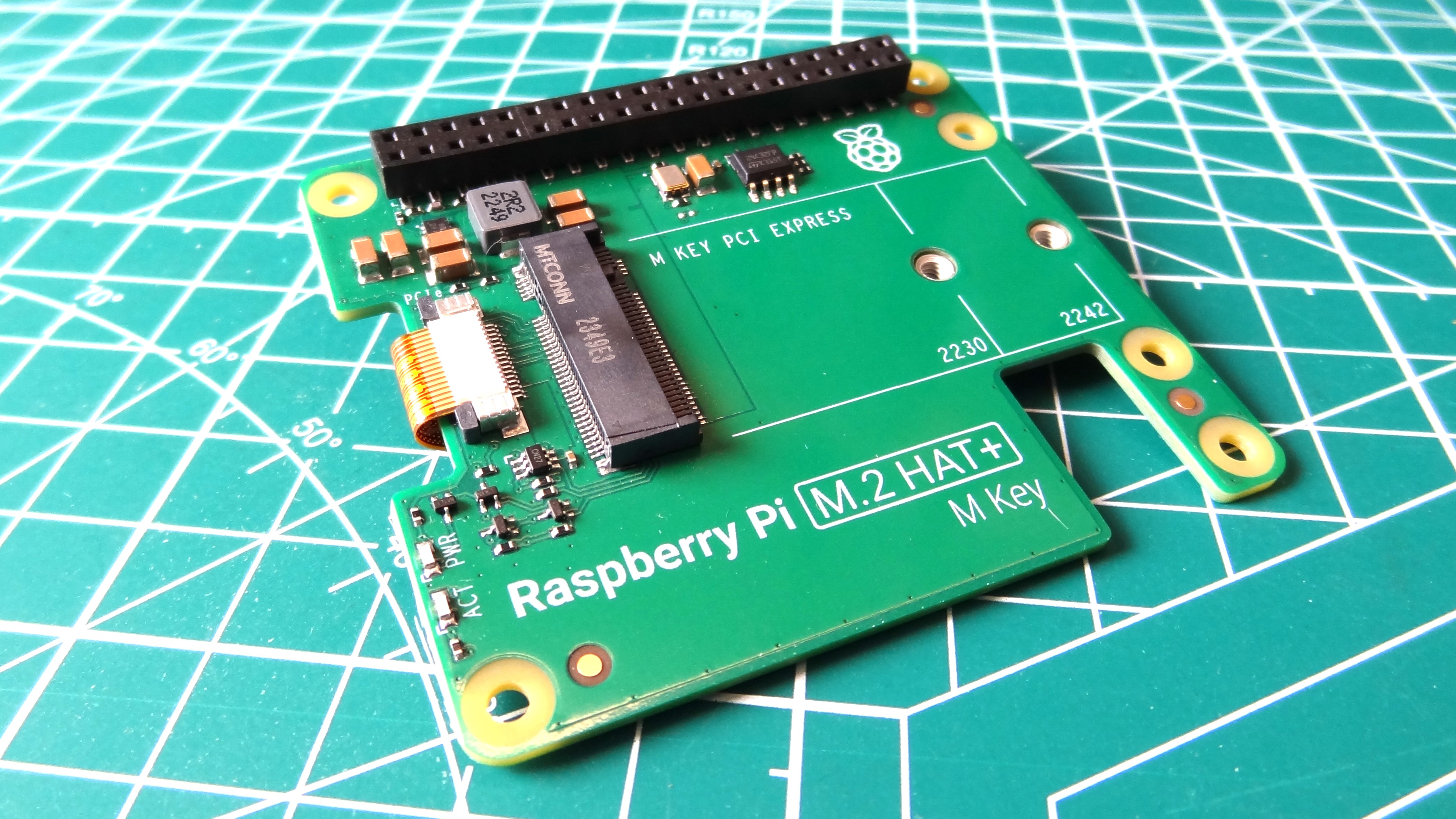 Raspberry Pi M.2 HAT+