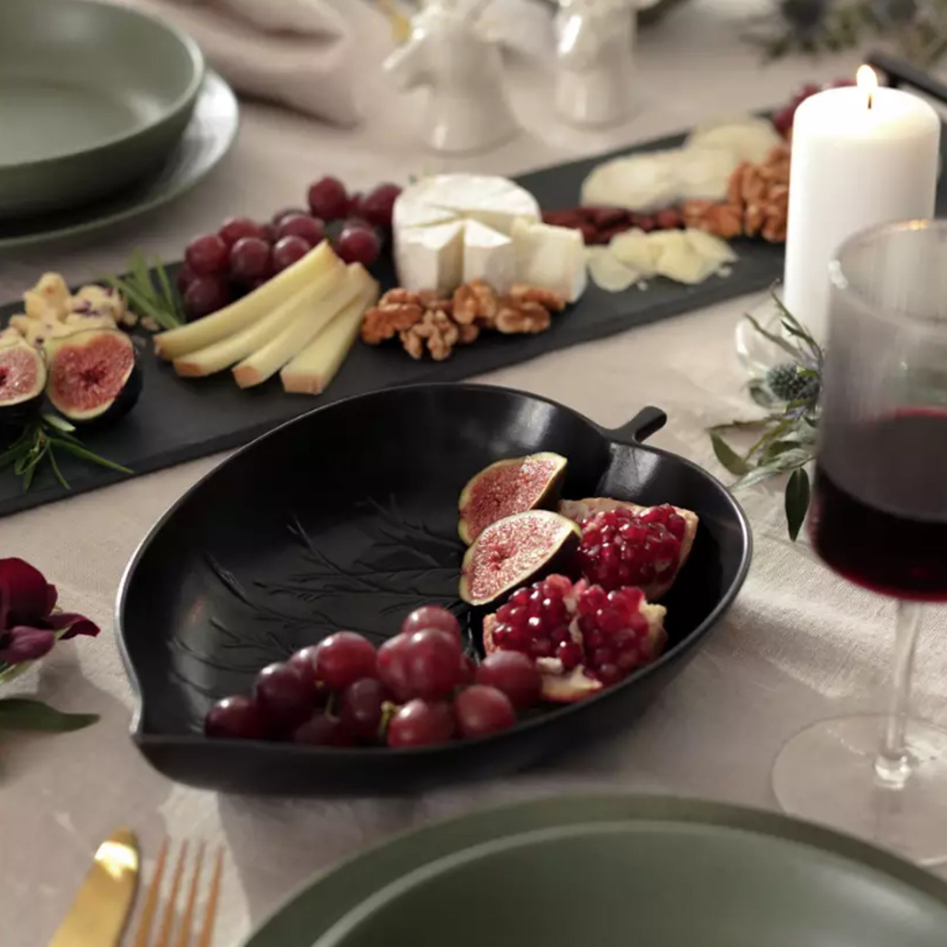 Habitat Leaf Stoneware Serving Bowl - Matte Black