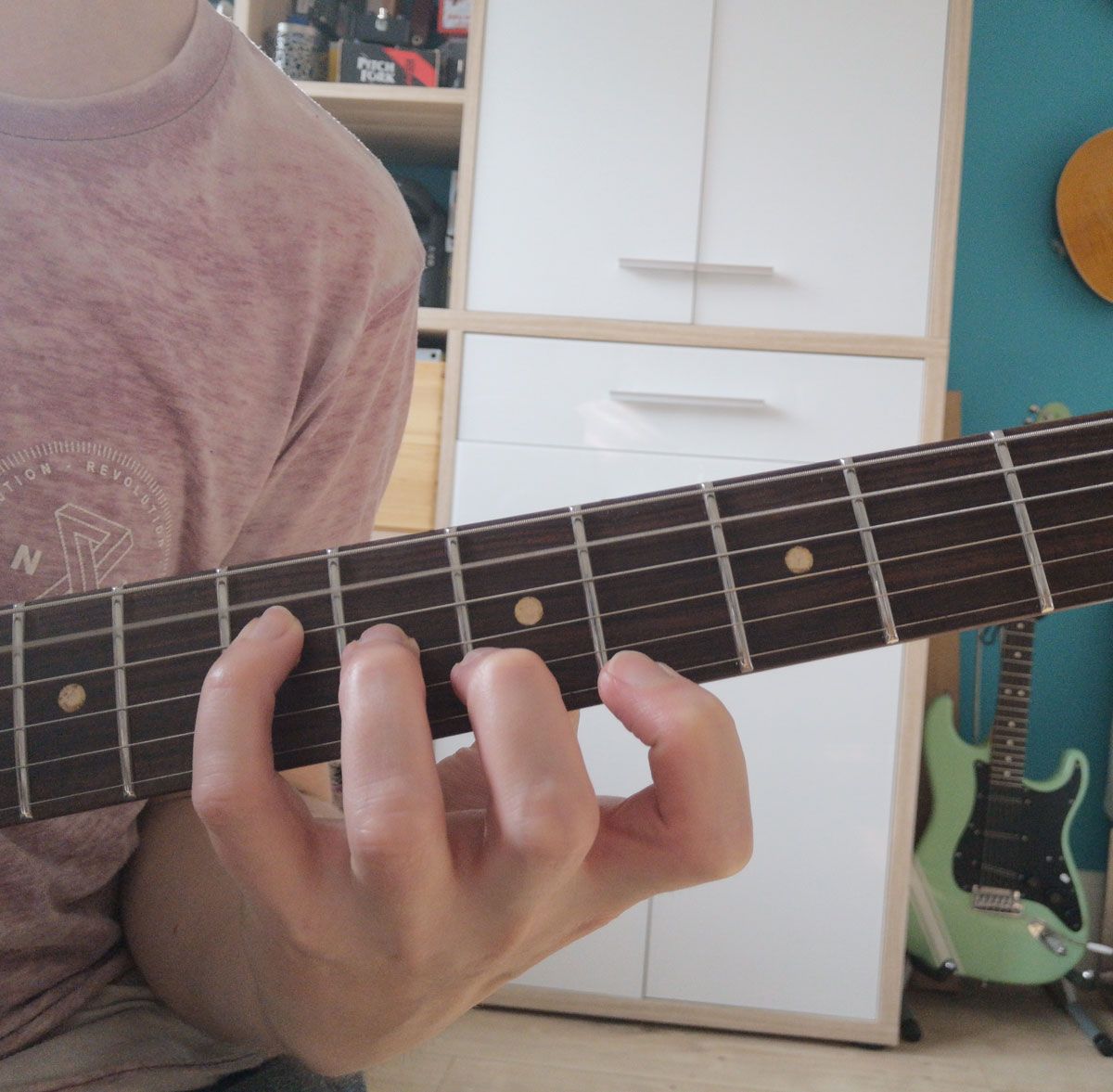 How to play an A chord on guitar: A major variations