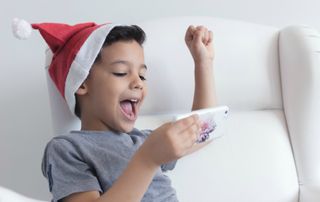 How to make the kids believe in Santa