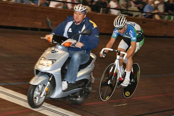 Peter Loft gets paced around the velodrome as he sets a new Tasmanian motorpaced record of 4:23:629.