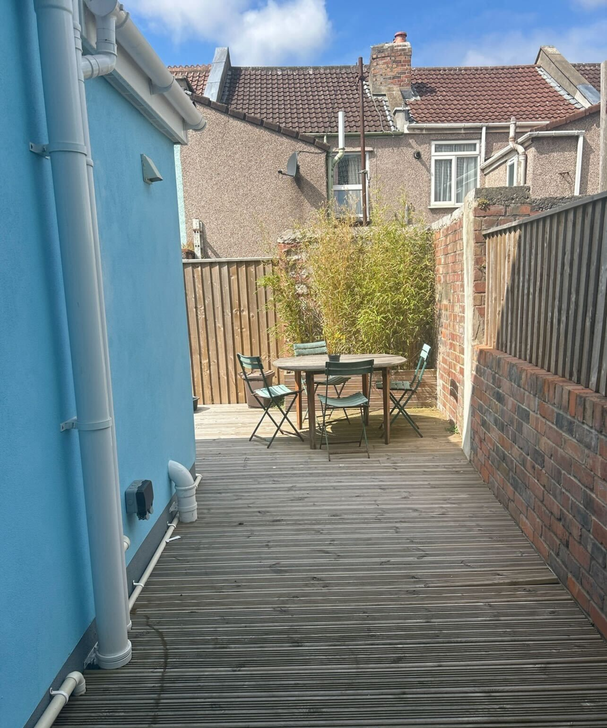 megans decked garden