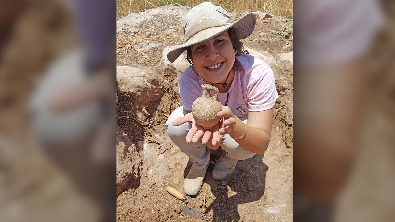 Youths and volunteers helped with the excavation at Galon.