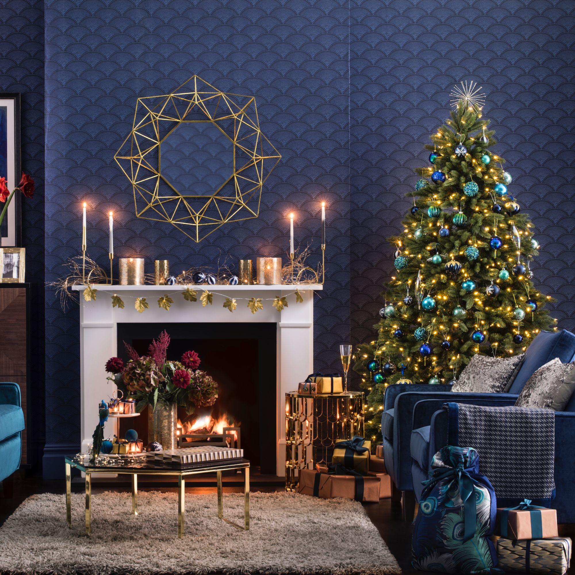 Deep Christmas colour scheme with gold accents