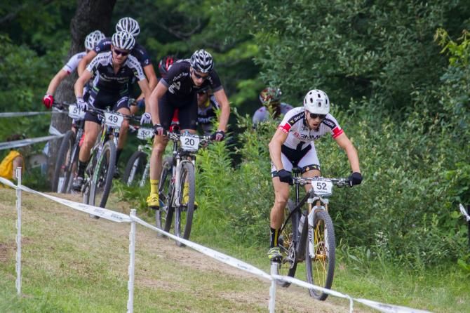 Ryan Woodall leading the pack, followed Tristan Schouten and Keegan Swenson.