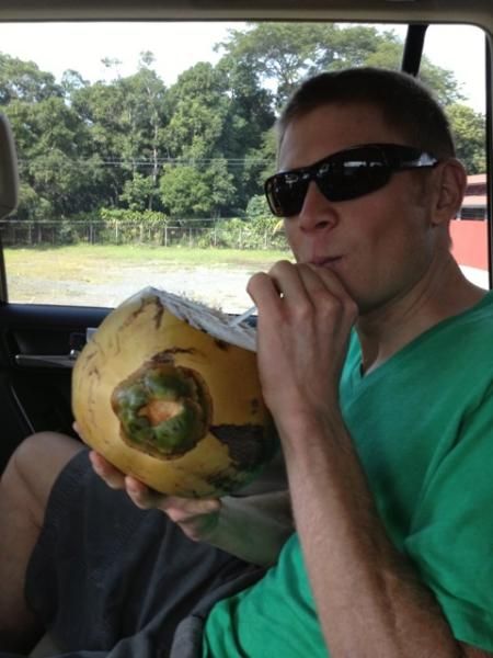 Hydrating with some fresh coconut water (Pipa fria)