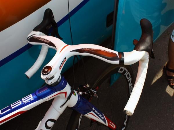 COLNAGO ハンドルバーFSA TEAM ISSUE 400mm幅（c-c） 自転車