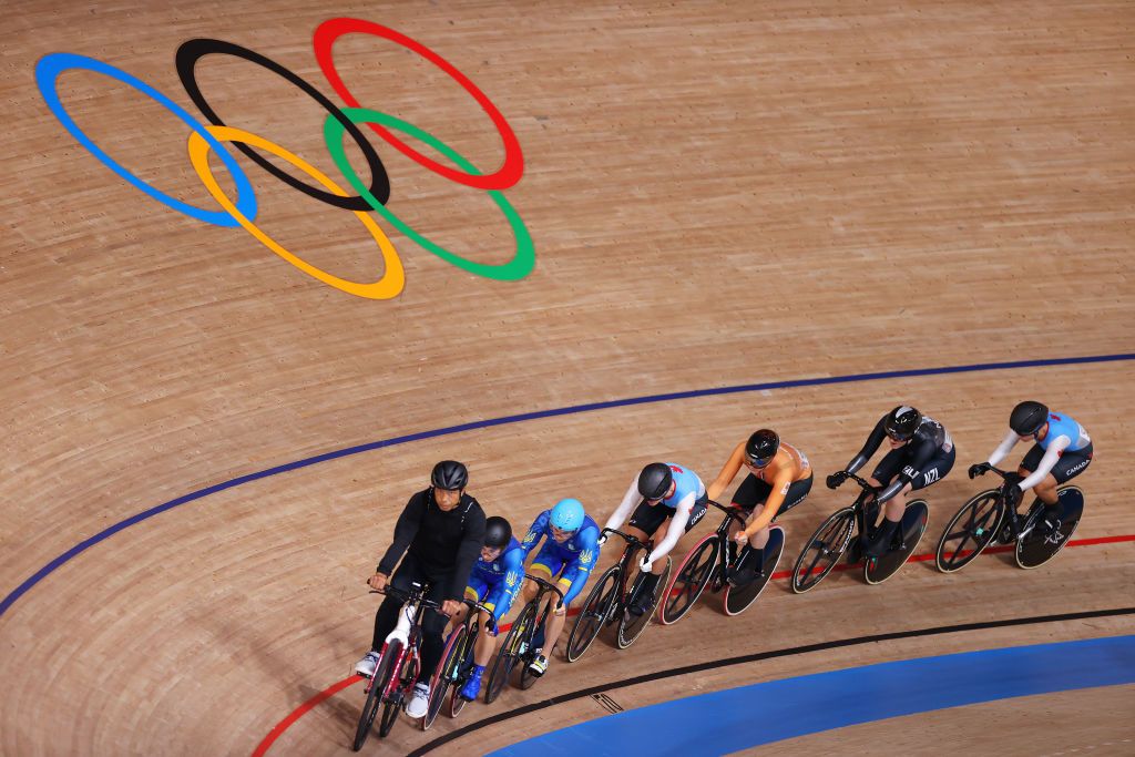 IZU JAPAN AUGUST 05 Olena Starikova of Team Ukraine Liubov Basova of Team Ukraine Lauriane Genest of Team Canada Shanne Braspennincx of Team Netherlands Ellesse Andrews of Team New Zealand and Kelsey Mitchell of Team Canada compete during the Womens Keirin final 16th place of the track cycling on day thirteen of the Tokyo 2020 Olympic Games at Izu Velodrome on August 05 2021 in Izu Japan Photo by Justin SetterfieldGetty Images