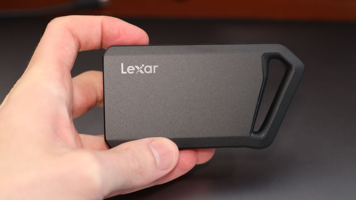 Lexar Professional SL600 SSD review: getting a handle on portable SSDs ...