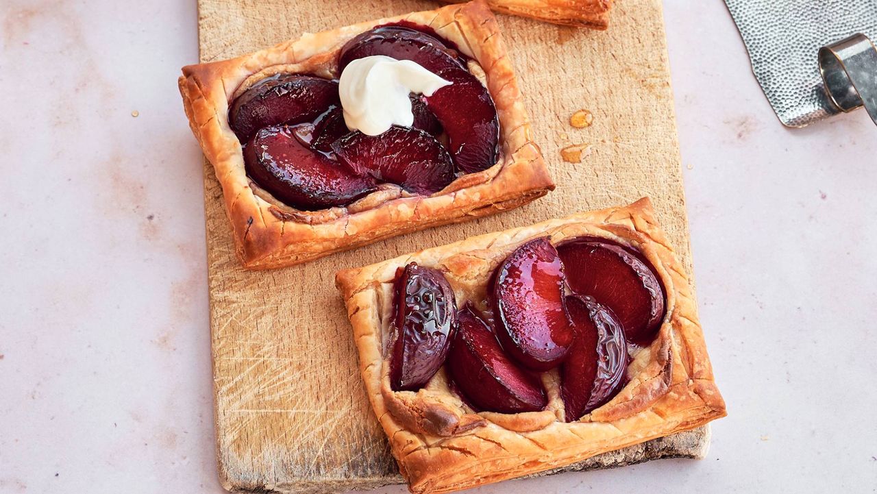 Plum and amaretti tarts