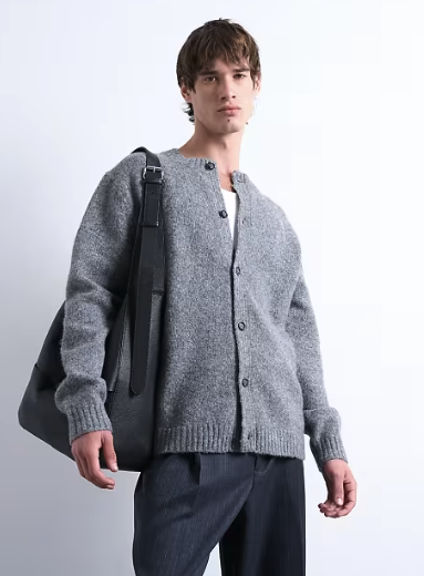 Crew neck cardigan in grey