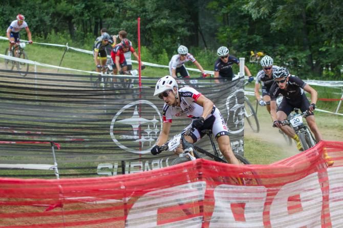 Ryan Woodall leading the pack, followed Tristan Schouten.