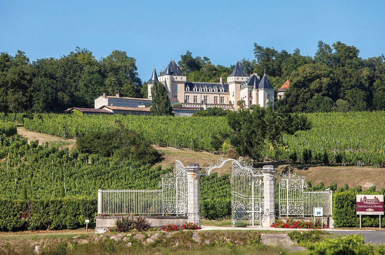chateau de la riviere