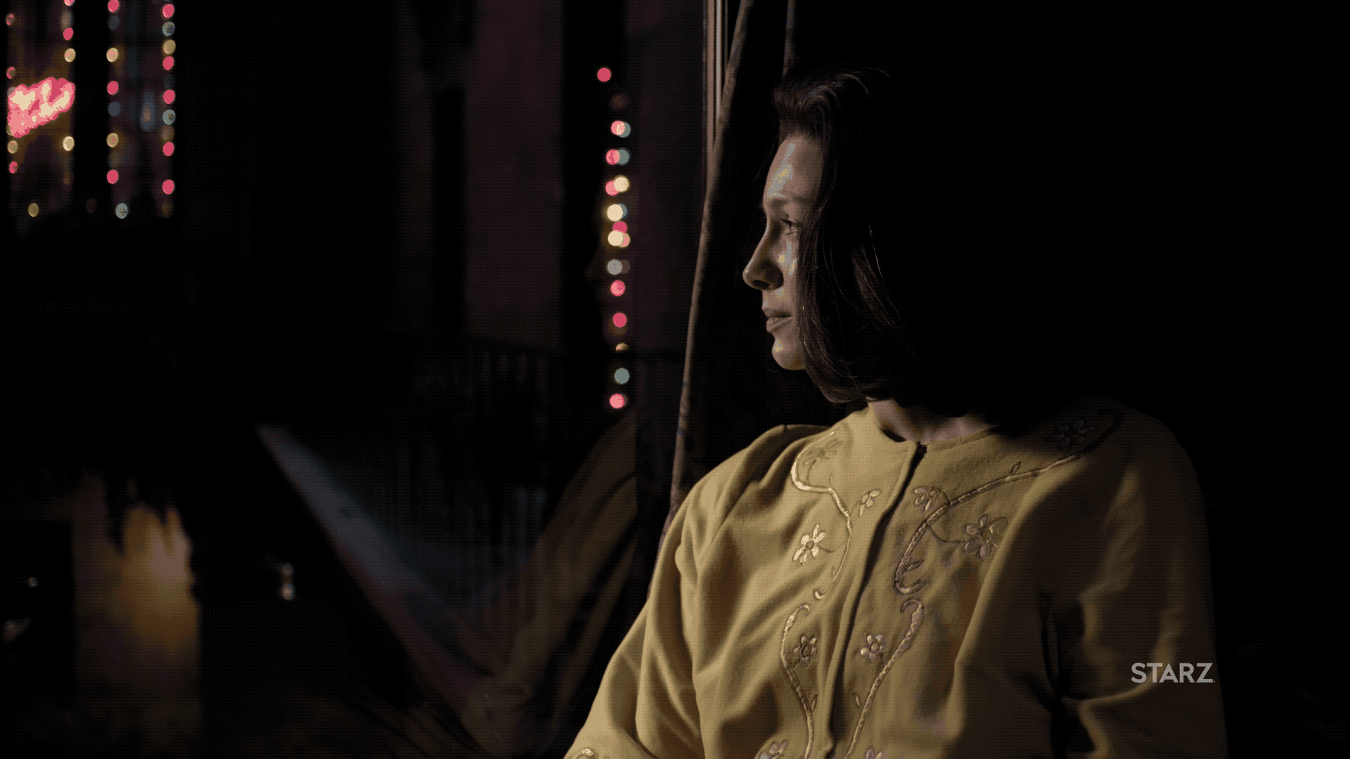 outlander season 3 trailer claire pearls