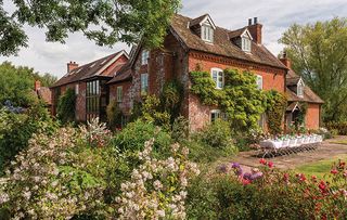 Robert Myers garden design, as photographed by Alex Ramsey