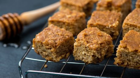 Tray of flapjacks