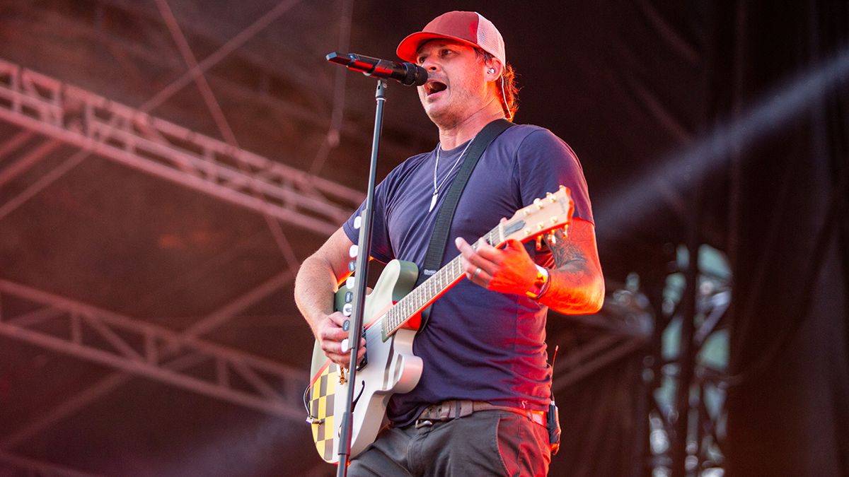 Tom DeLonge of Blink -182