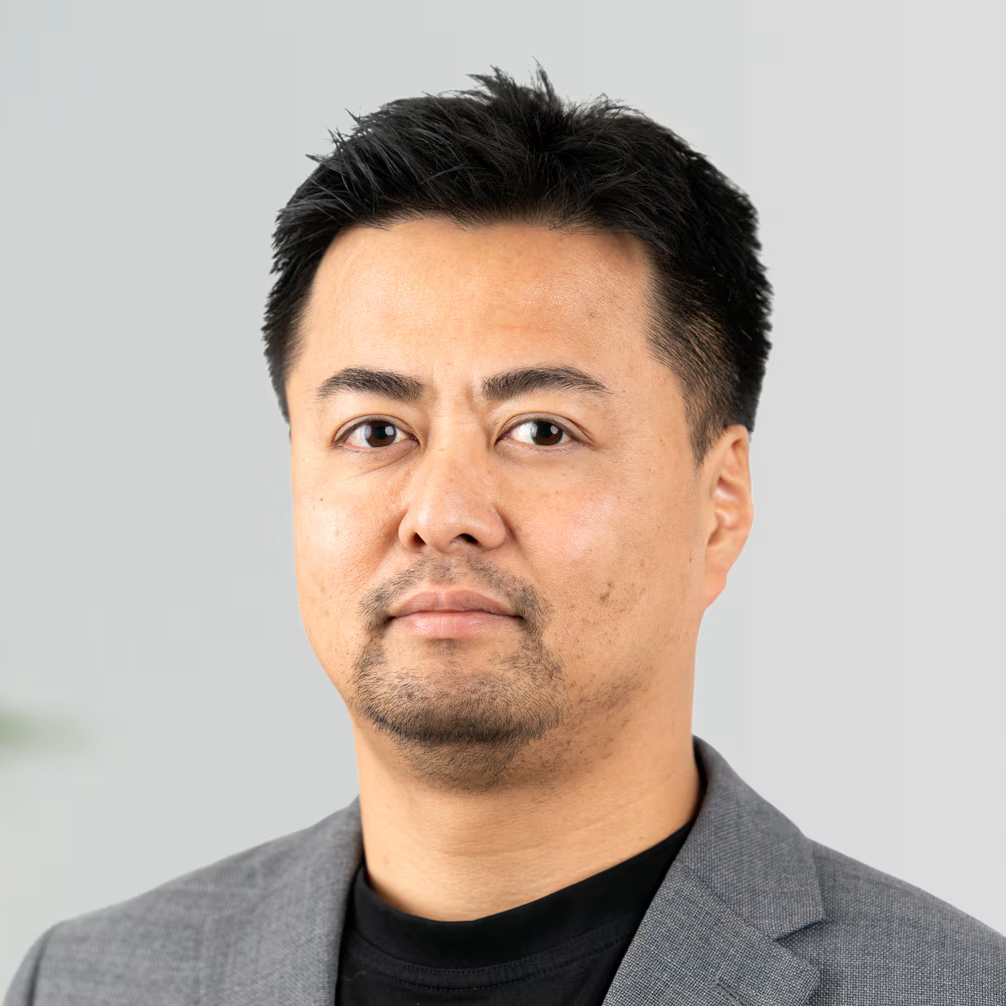 A headshot of Shoji Charlie Ohama