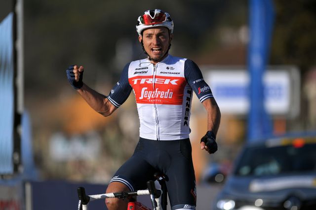 Brambilla festeggia la vittoria della frazione conclusiva del Tour du Var (Getty Images)