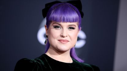 Kelly Osbourne attends the 2019 American Music Awards at Microsoft Theater on November 24, 2019 in Los Angeles, California.