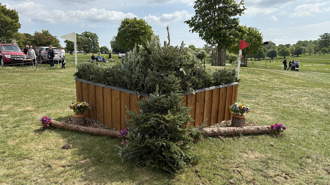 100Fence6b