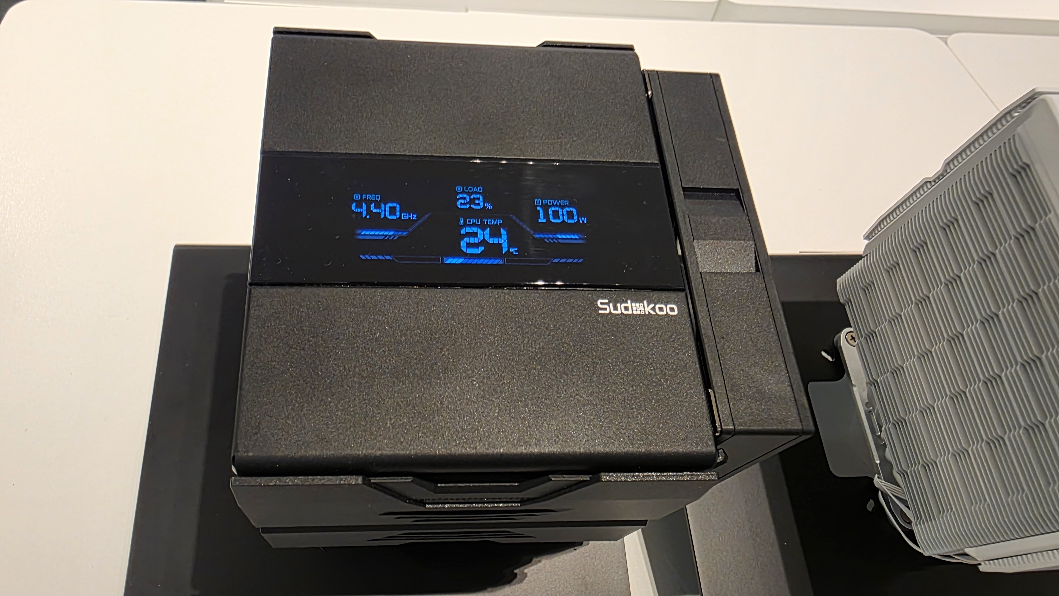 Images of Sudokoo's SK700 and SK620 CPU coolers at Computex