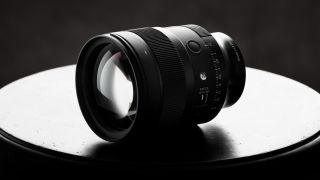 Sigma 85mm f/1.2 DG Art lens