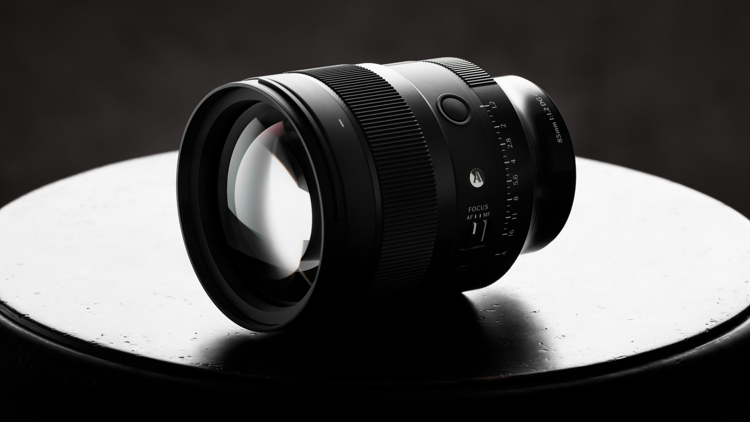Sigma 85mm f/1.2 DG Art lens