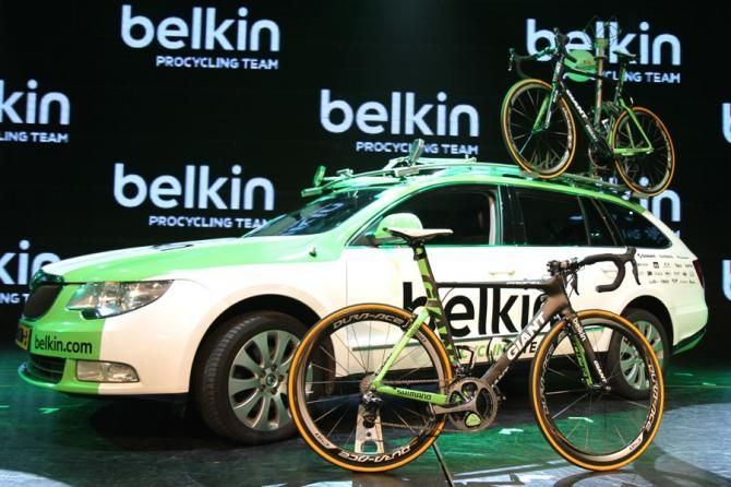 Belkin team Skoda and a fresh lick of paint for the Giant Propel team bike