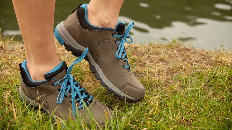 Ariat Skyline Low waterproof walking shoe