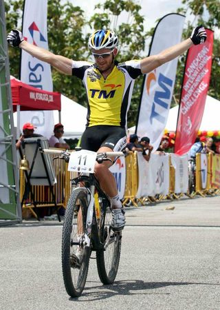 Karl Platt (Team Bulls) wins in Langkawi